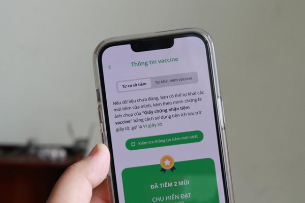 Người dân có thể tự khai mũi tiêm trên ứng dụng PC-COVID